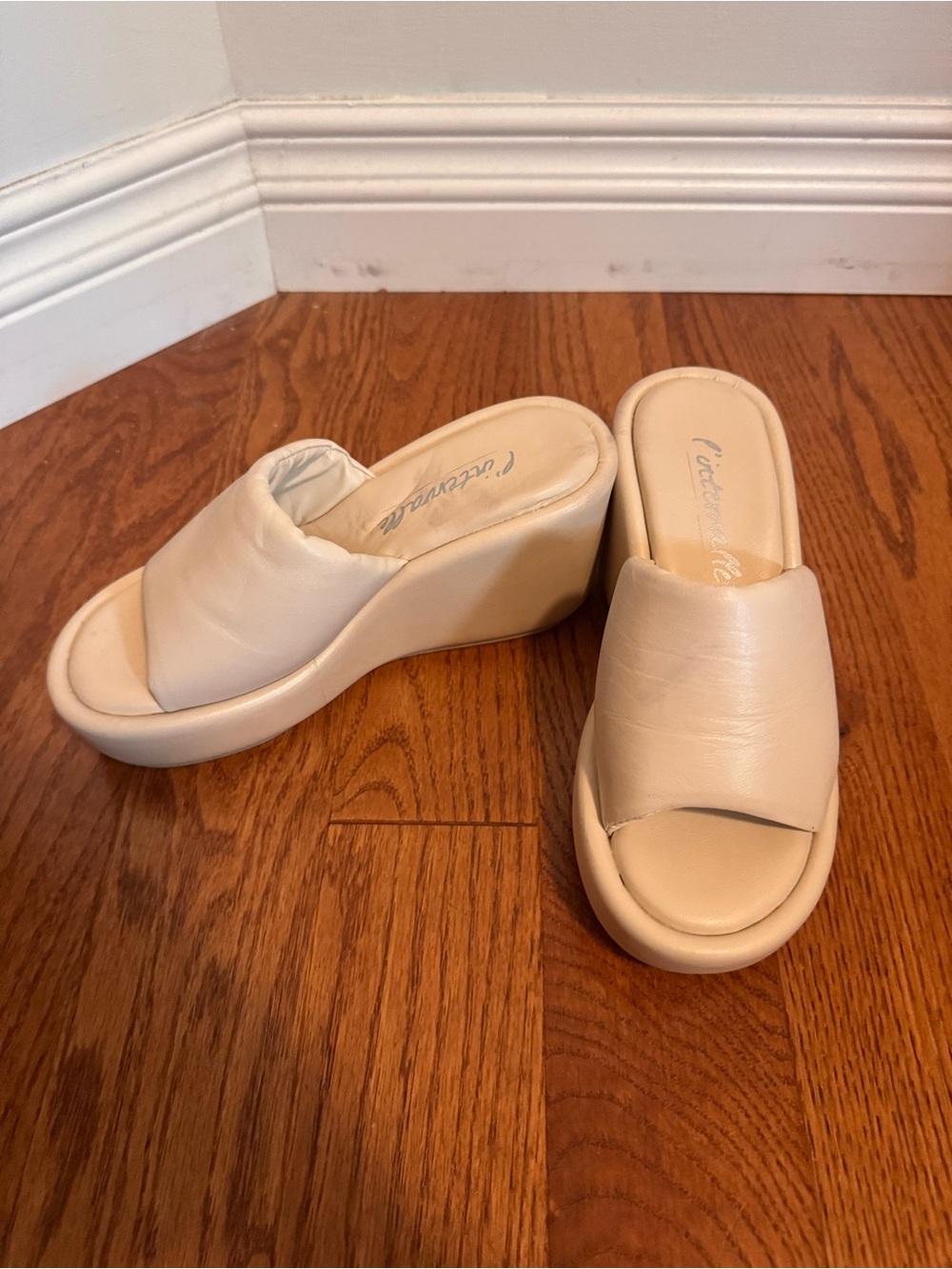 L'INTERVALLE Cream Wedge Slide Sandals